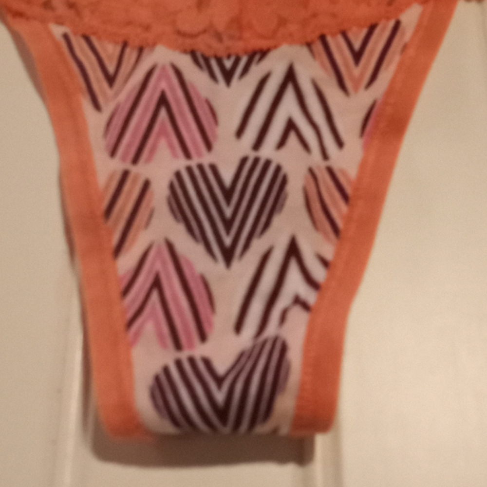 3/$25/Victoria's Secret Lace ♥ Thong Panty… - Picture 3 of 8